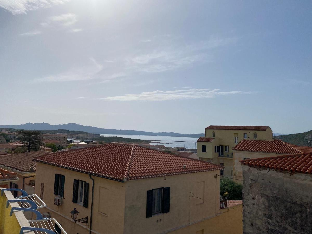 Casa Balilla Daire La Maddalena  Dış mekan fotoğraf